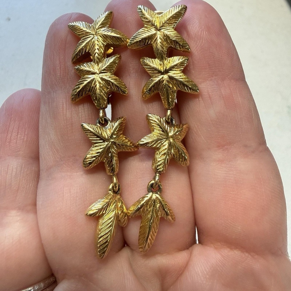 Vintage Monet Stars Leaves Dangle Gold Tone Clip On Earrings 90s